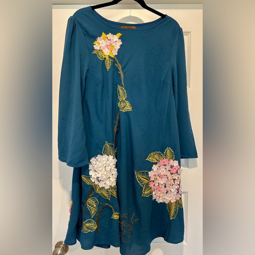 Anthropologie Varun Bahl Hydrangea Floral Dress Blue  Applique Embroidery Sz 12